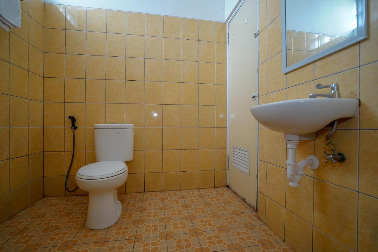 Super Oyo 1844 Bravo Residence Pangkal Pinang Εξωτερικό φωτογραφία
