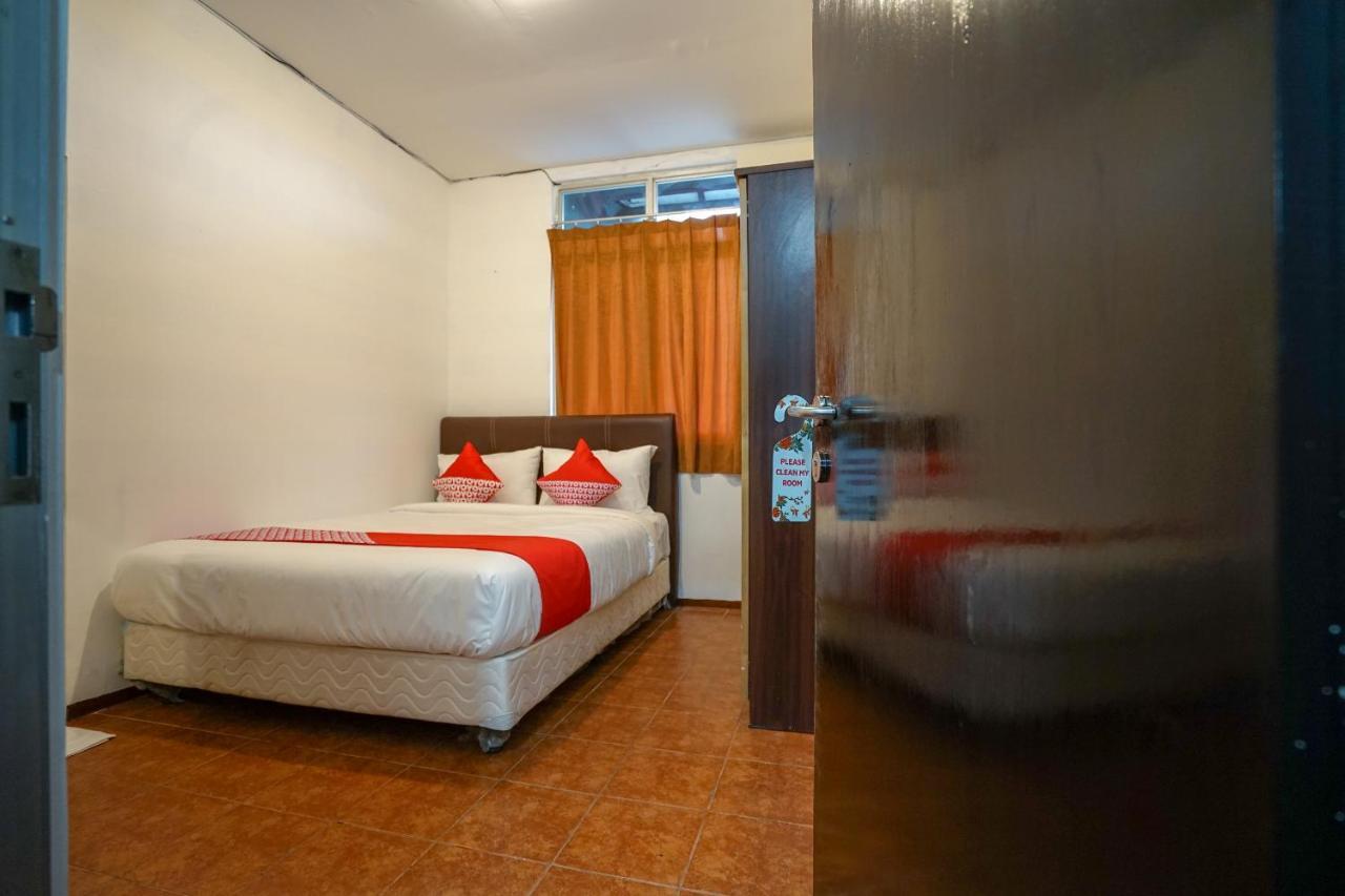 Super Oyo 1844 Bravo Residence Pangkal Pinang Εξωτερικό φωτογραφία